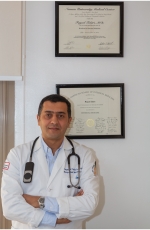 الدكتور فيصل طاهري أخصائي الطب الباطني